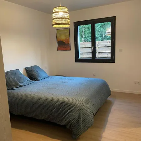 New House For 8 People Hébergement de vacances