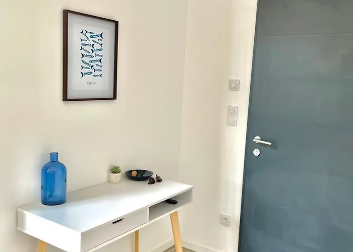 別荘 New House For 8 People ヴィエル・サン・ジロン